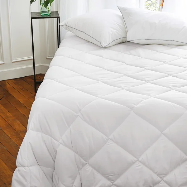 Couette 4 saisons 160x200 cm COCOON garnissage fibre polyester 200+300 = 500 g/m2