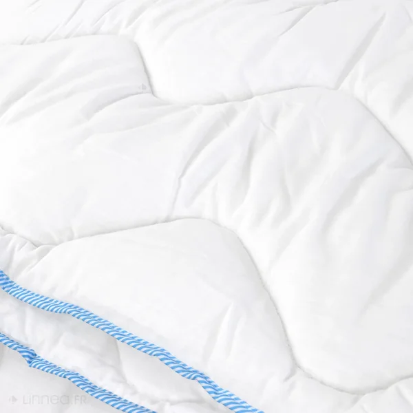 Couette 4 saisons 160x200 cm HARMONIE garnissage fibre polyester 150+300 = 450 g/m2