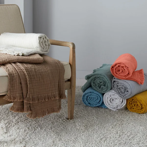 Dessus de lit 230x250 cm BREHAT 100% gaze de coton rouge sienne