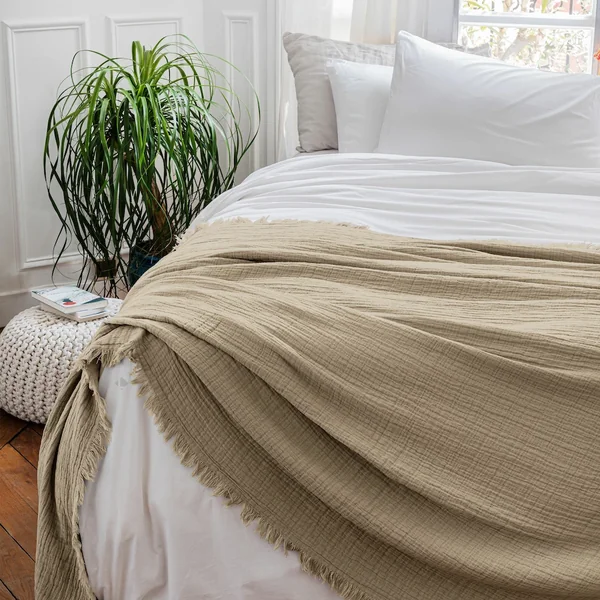 Dessus de lit 270x250 cm BREHAT 100% gaze de coton marron galet