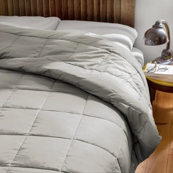 Dessus de lit polyester microfibre 260x240 cm LAZY beige galet 150 g/m2