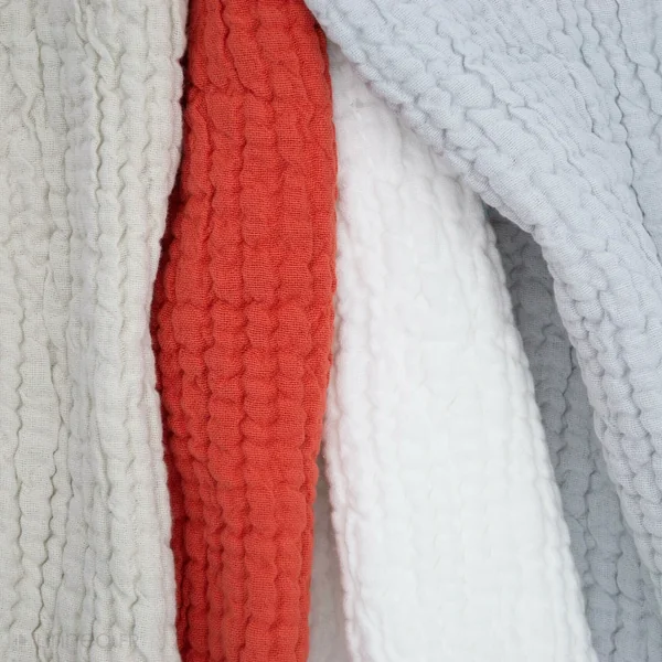 Dessus de lit réversible 180x250 cm JAIPUR en 100% coton gris perle