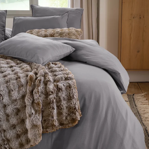 Drap housse MILOS mousseline de coton 180x200 cm bonnet 30 cm uni gris cendre