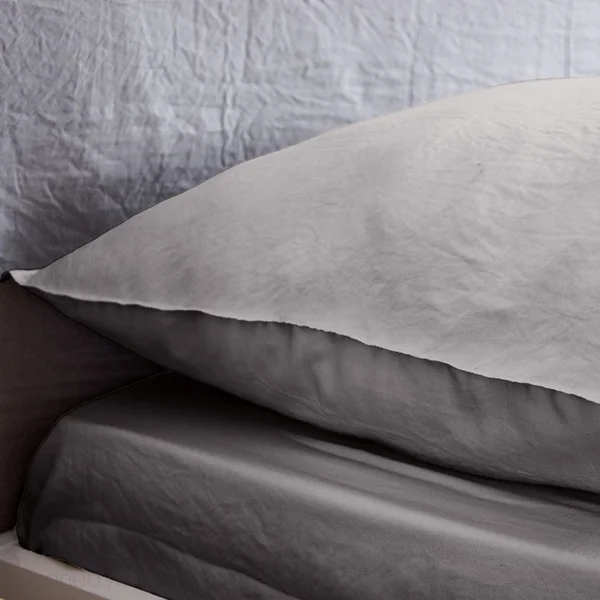 Drap housse uni 140x190 cm MILA polyester micro lavée gris anthracite