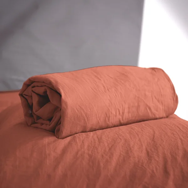 Drap housse uni 160x200 cm MILA polyester micro lavée rouge terracotta