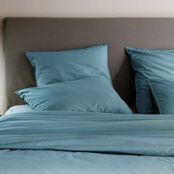 Housse de couette PALACE pur coton lavé 260x240 cm uni bleu topaze