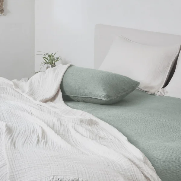 Housse de coussin 40x60 cm 100% coton collection PAROS vert lichen