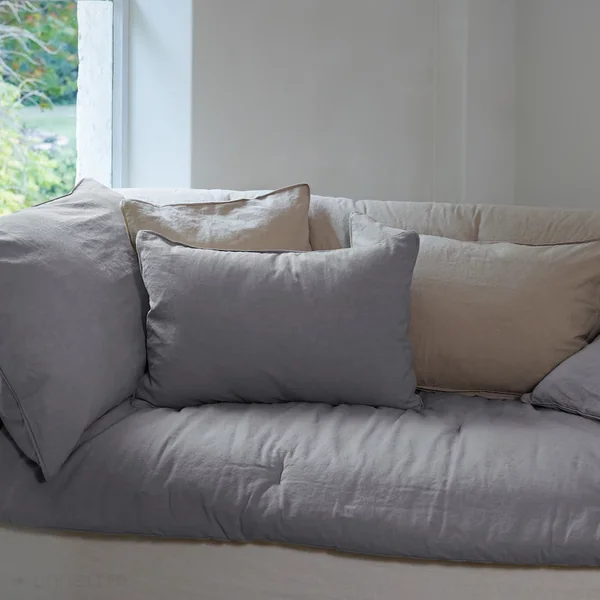Housse de coussin 45x45 cm 50% lin et 50% coton collection OPERA DECO brume
