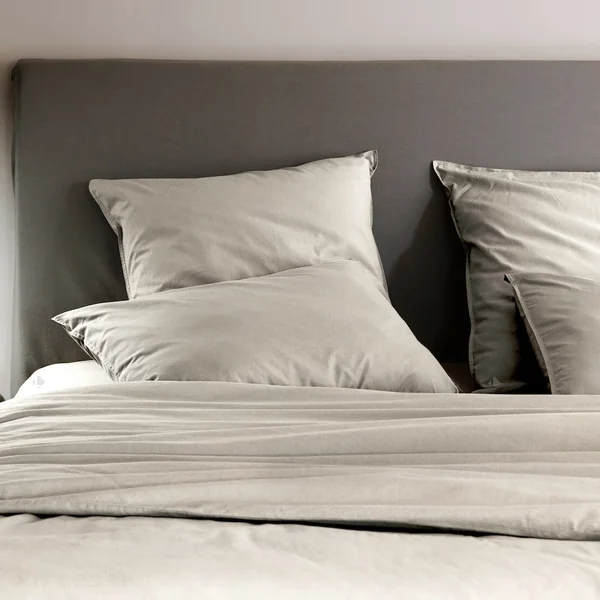 Parure de lit 200x200 cm et 65x65 cm 100% coton lavé PALACE beige lin 3 pièces
