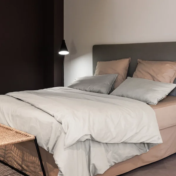 Parure de lit 200x200 cm et 65x65 cm 100% coton lavé PALACE beige nacre 3 pièces