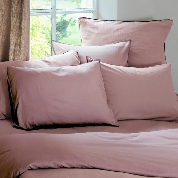 Parure de lit 260x240 cm et 50x70 cm 100% coton lavé PALACE rose 3 pièces