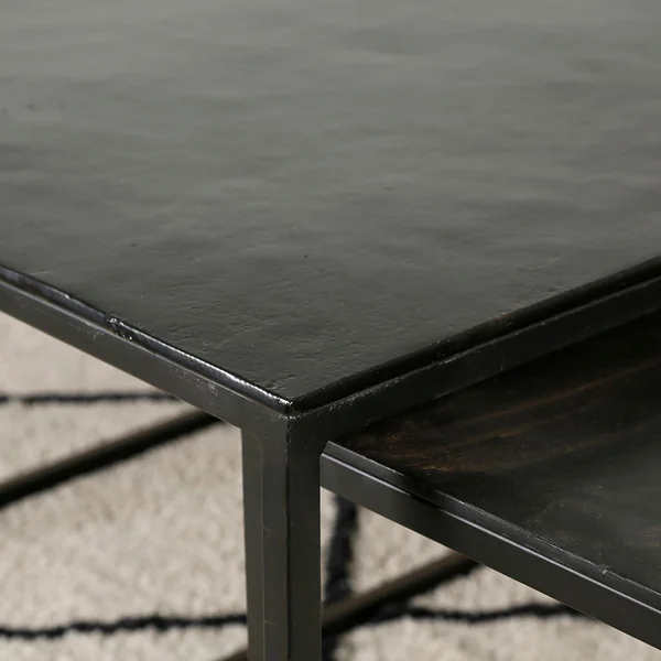 Table basse gigogne carrée (lot de 3) en fer noir - Felia