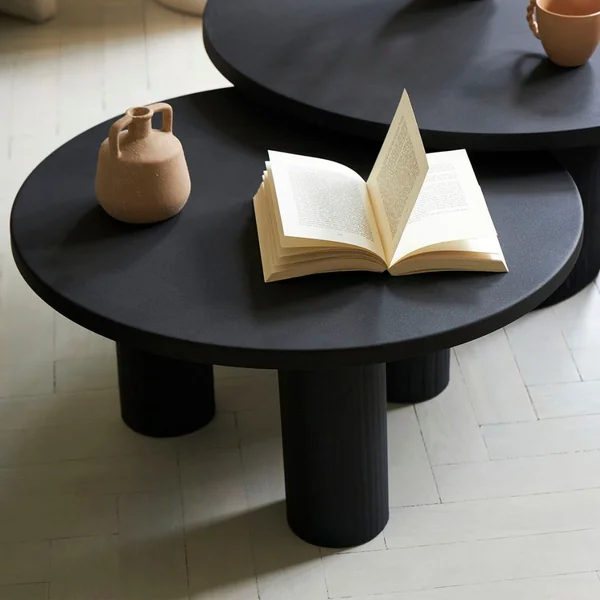 Table basse ronde 3 pieds en fer noir d70xh35cm - Organic