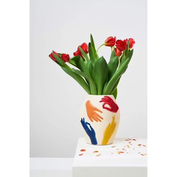 Vase en porcelaine avec mains multicolore h22.5cm - Visage-Arty